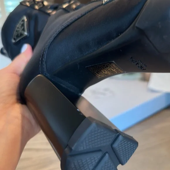Prada Brushed leather and nylon booties fits size 5.5 / 36 EU black - Picture 11 of 17